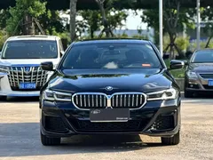 2023 BMW 5 Series 5 530Li M, чёрный — фото 2
