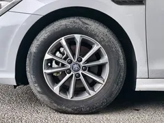 2024 BYD Qin PLUS DM-i 55KM, белый — фото 10