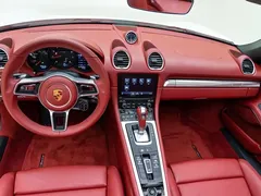 2020 Porsche 718 Boxster 2.0T, белый — фото 11