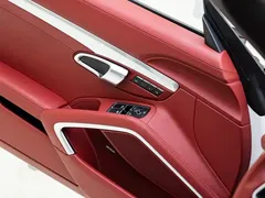 2020 Porsche 718 Boxster 2.0T, белый — фото 15