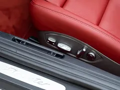 2020 Porsche 718 Boxster 2.0T, белый — фото 18