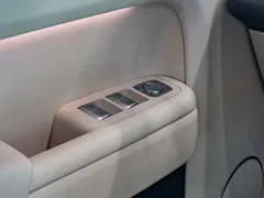 2025 Li Auto L7 Ultra, белый — фото 11