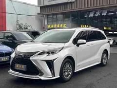 2021 Toyota Sienna 2.5L Hybrid Comfort, белый — фото 1