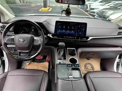 2021 Toyota Sienna 2.5L Hybrid Comfort, белый — фото 11