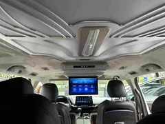 2021 Toyota Sienna 2.5L Hybrid Comfort, белый — фото 32