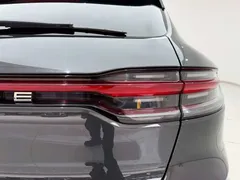 2020 Porsche Macan 2.0T — фото 10