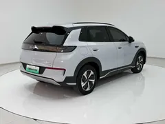 2025 BYD 05 EV 520KM — фото 7