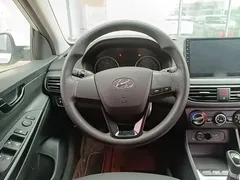 2020 Hyundai Elantra 1.6L AT GL, белый — фото 11