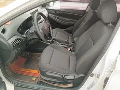 2020 Hyundai Elantra 1.6L AT GL, белый — фото 15