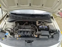 2020 Hyundai Elantra 1.6L AT GL, белый — фото 20
