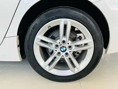 2021 BMW 1 Series 1 120i M, белый — фото 14