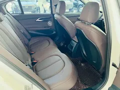 2021 BMW 1 Series 1 120i M, белый — фото 18