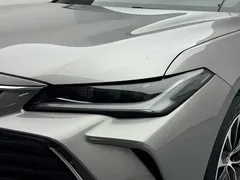 2022 Toyota Avalon Hybrid 2.5L Luxury — фото 4