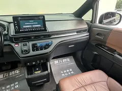 2022 Honda Odyssey 2.0L e:HEV, чёрный — фото 10