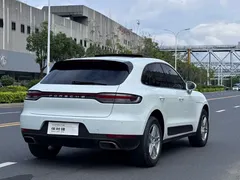 2021 Porsche Macan 2.0T, белый — фото 9