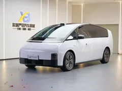 2024 Li Auto MEGA Ultra, белый — фото 1