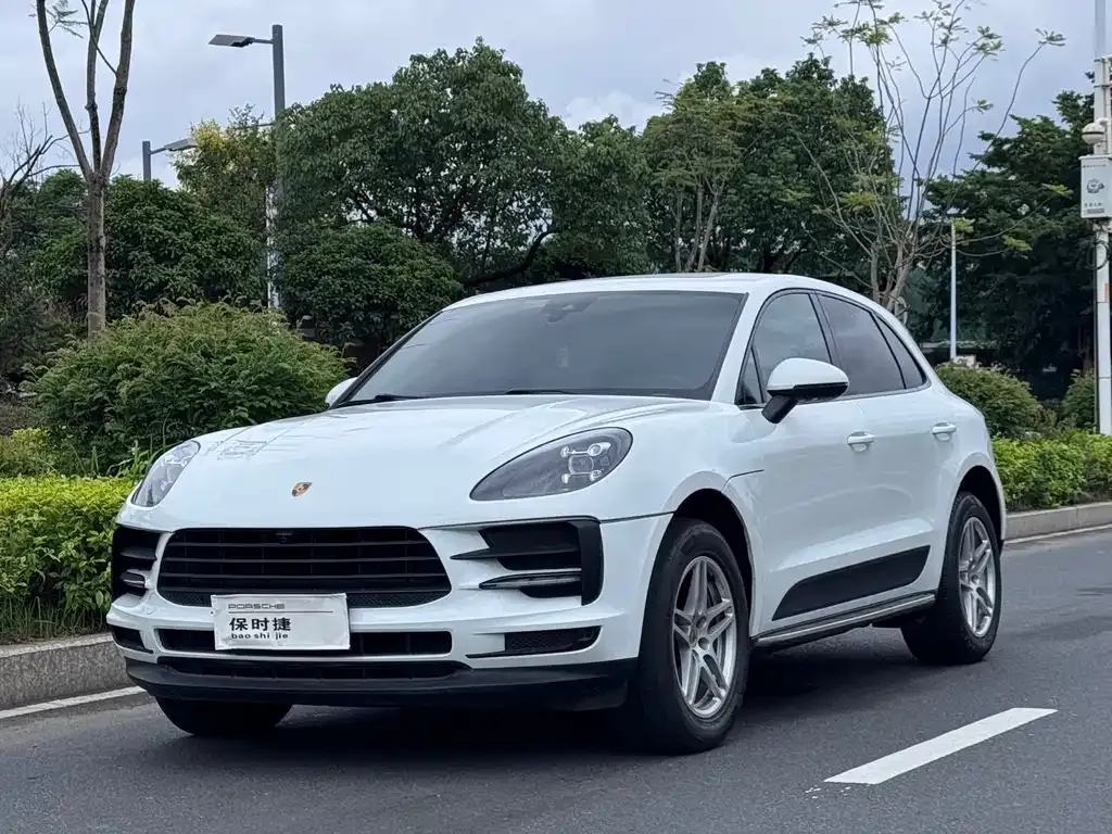 2021 Porsche Macan 2.0T