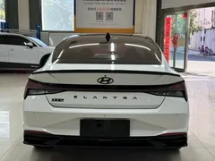 2022 Hyundai Elantra 1.5L CVT 20, белый — фото 5