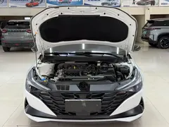 2022 Hyundai Elantra 1.5L CVT 20, белый — фото 7