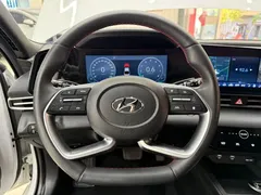 2022 Hyundai Elantra 1.5L CVT 20, белый — фото 11