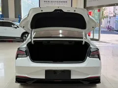 2022 Hyundai Elantra 1.5L CVT 20, белый — фото 24