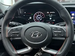 2022 Hyundai Elantra 1.5L CVT LUX Premium, белый — фото 6