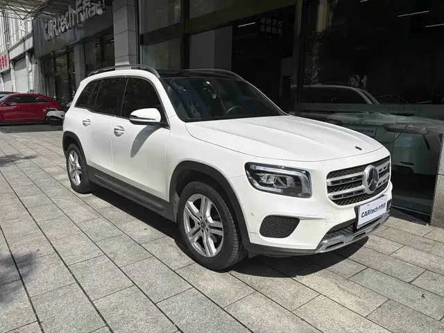 2020 Mercedes-Benz GLB 200