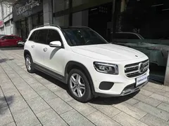 2020 Mercedes-Benz GLB 200, белый — фото 3