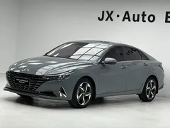 2022 Hyundai Elantra 1.5L CVT LUX Premium — фото 1