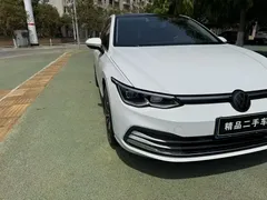 2020 Volkswagen Golf 200TSI DSG, белый — фото 5