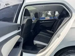 2020 Volkswagen Golf 200TSI DSG, белый — фото 10