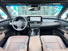 2022 Lexus ES 200, белый — фото 11