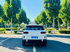 2023 Geely ICON 1.5TD, белый — фото 4