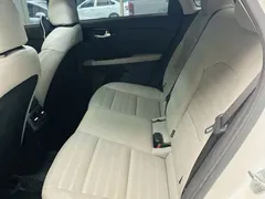 2023 Kia Cerato 1.5L CVT Luxury, белый — фото 14