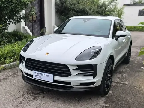 2021 Porsche Macan 2.0T