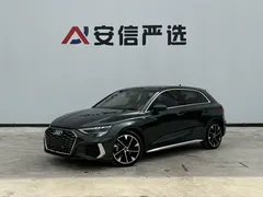 2021 Audi A3 Sportback 35 TFSI, зелёный — фото 1