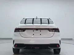 2023 Kia Cerato 1.5L CVT Luxury, белый — фото 5