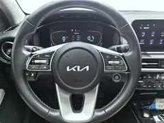 2023 Kia Cerato 1.5L CVT Luxury, белый — фото 13