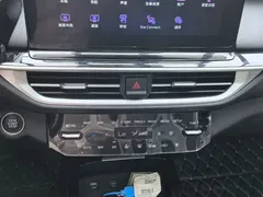 2023 Kia Cerato 1.5L CVT Luxury, белый — фото 14