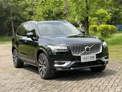 2021 Volvo XC90 B6 Luxury 7, чёрный — фото 4