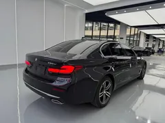 2023 BMW 5 Series 5 530Li, чёрный — фото 14