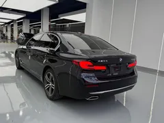 2023 BMW 5 Series 5 530Li, чёрный — фото 16