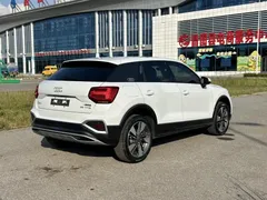 2022 Audi Q2L 35 TFSI, белый — фото 4