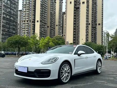 2023 Porsche Panamera 2.9T