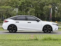 2023 Honda Integra HATCHBACK 240TURBO CVT Premium, белый — фото 5
