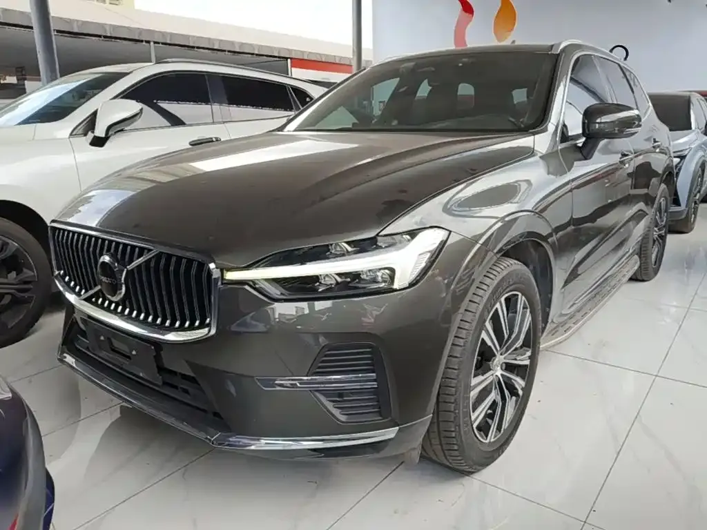 2022 Volvo XC60 B5 4WD Luxury