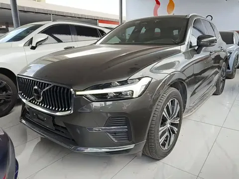 2022 Volvo XC60 B5 4WD Luxury