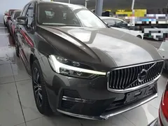 2022 Volvo XC60 B5 4WD Luxury — фото 3