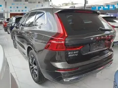 2022 Volvo XC60 B5 4WD Luxury — фото 5