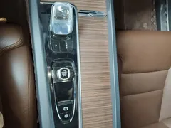 2022 Volvo XC60 B5 4WD Luxury — фото 14